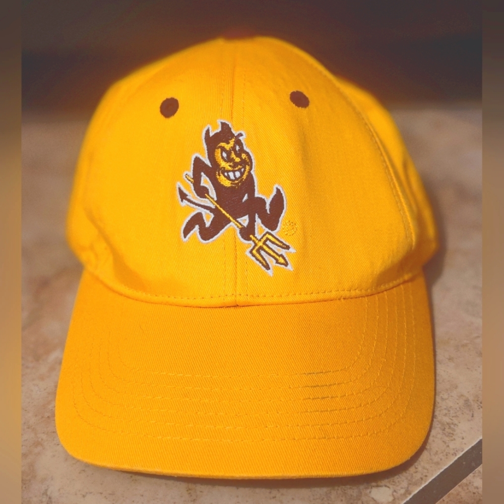Captivating Headgear Arizona State Adult Baseball Hat